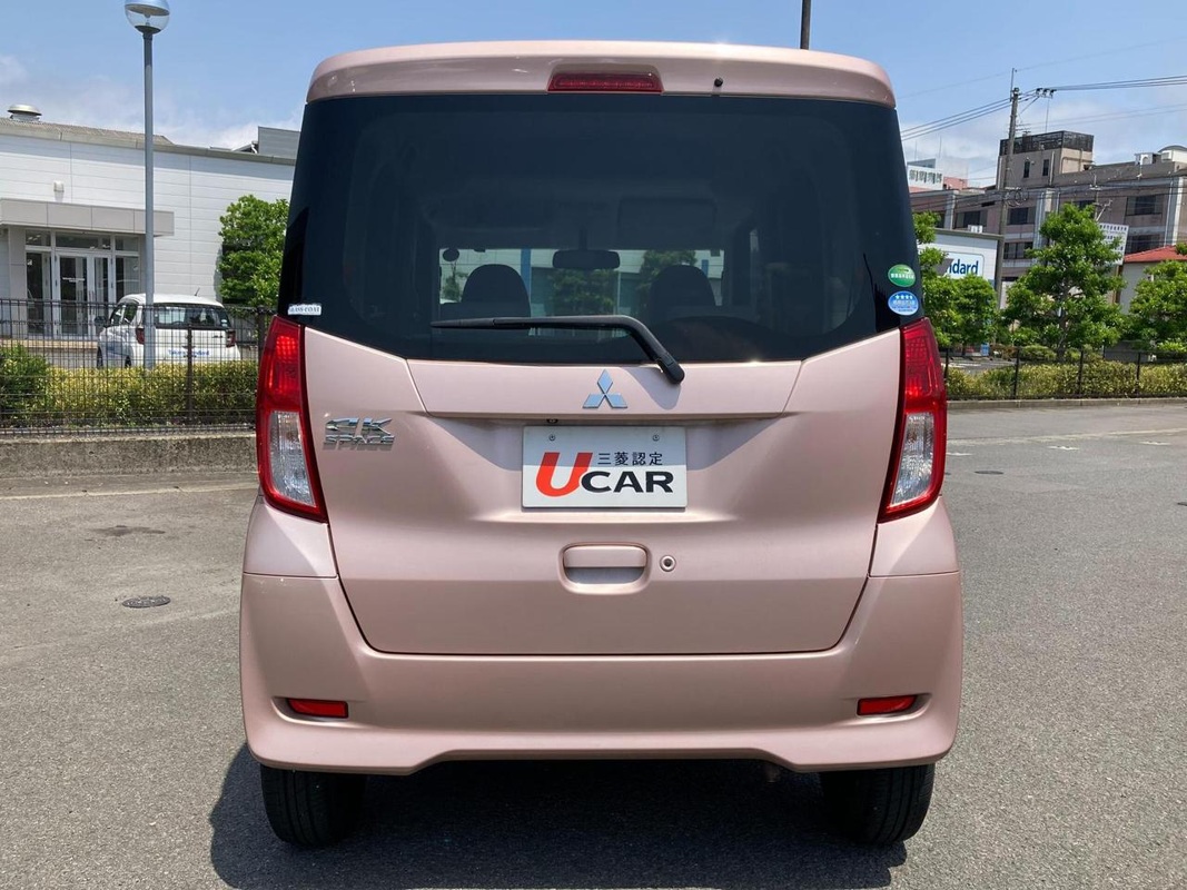 Mitsubishi, eK Space, 2015