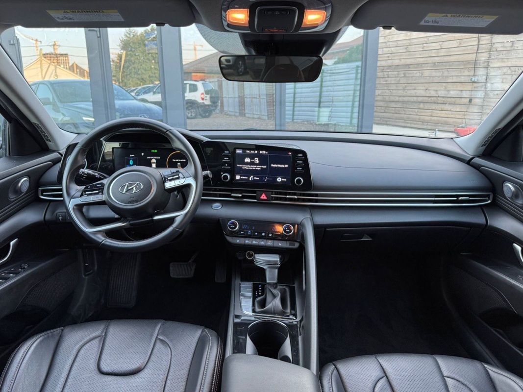 Hyundai, Elantra, 2022