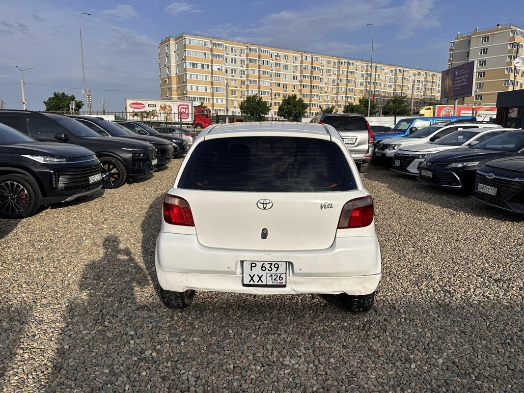 Toyota, Vitz, 2001