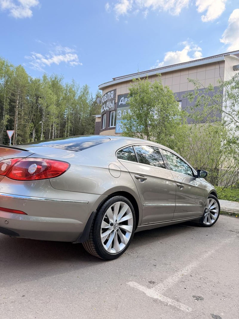 Volkswagen, Passat CC, 2011