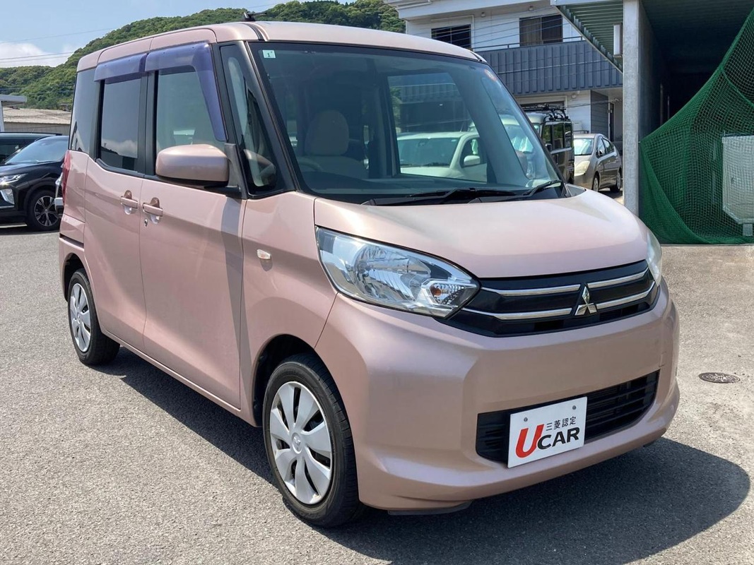 Mitsubishi, eK Space, 2015