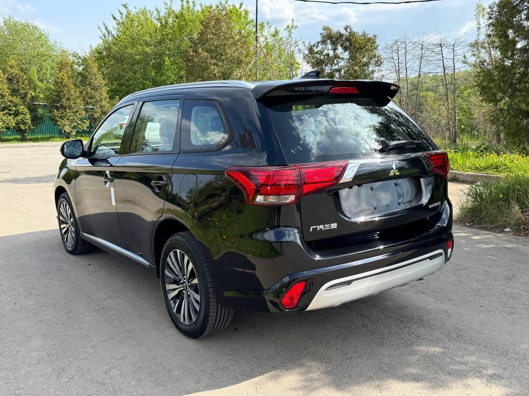 Mitsubishi, Outlander, 2022