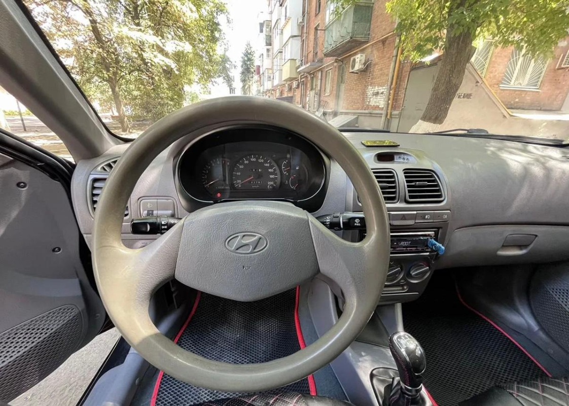 Hyundai, Accent, 2011