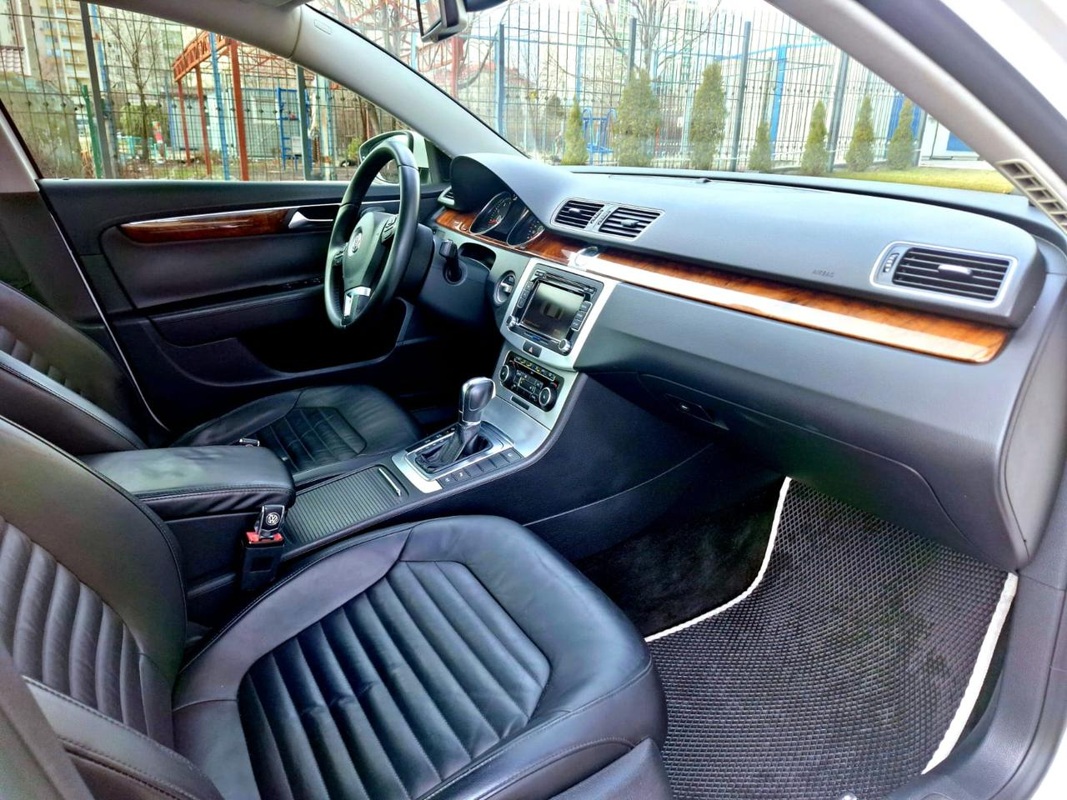 Volkswagen, Passat, 2011