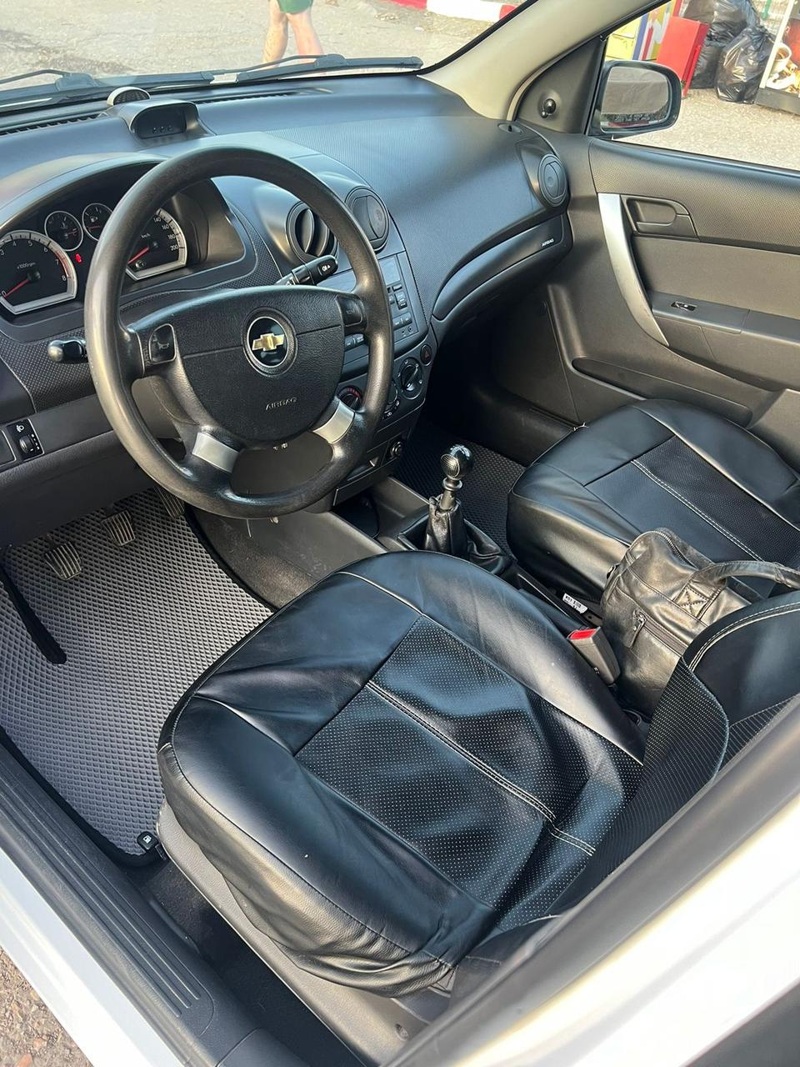 Chevrolet, Aveo, 2010