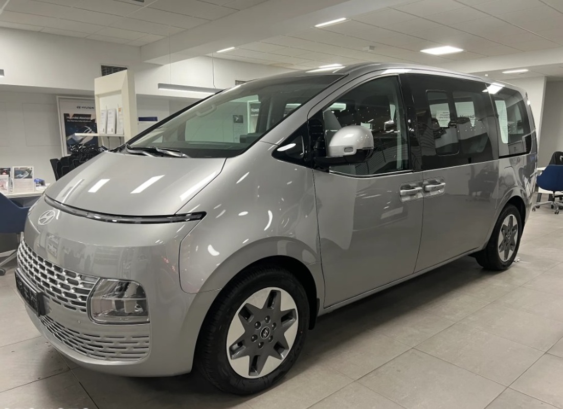 Hyundai, Staria, 2024