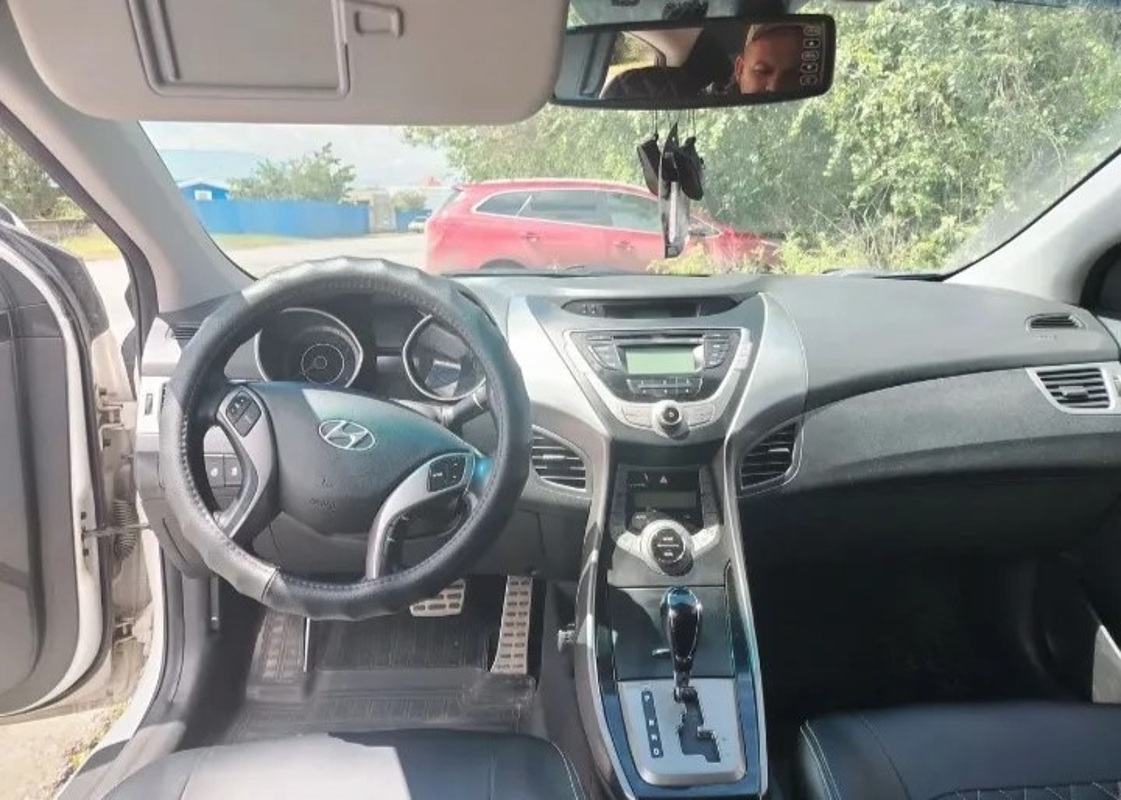 Hyundai, Elantra, 2013