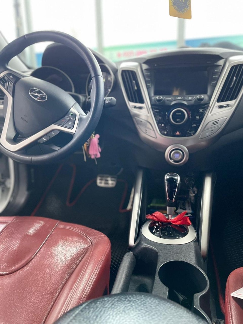 Hyundai, Veloster, 2011