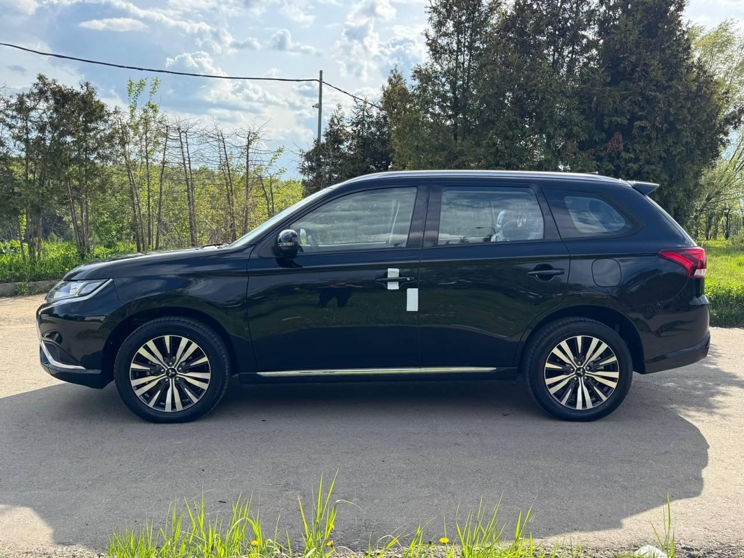 Mitsubishi, Outlander, 2022