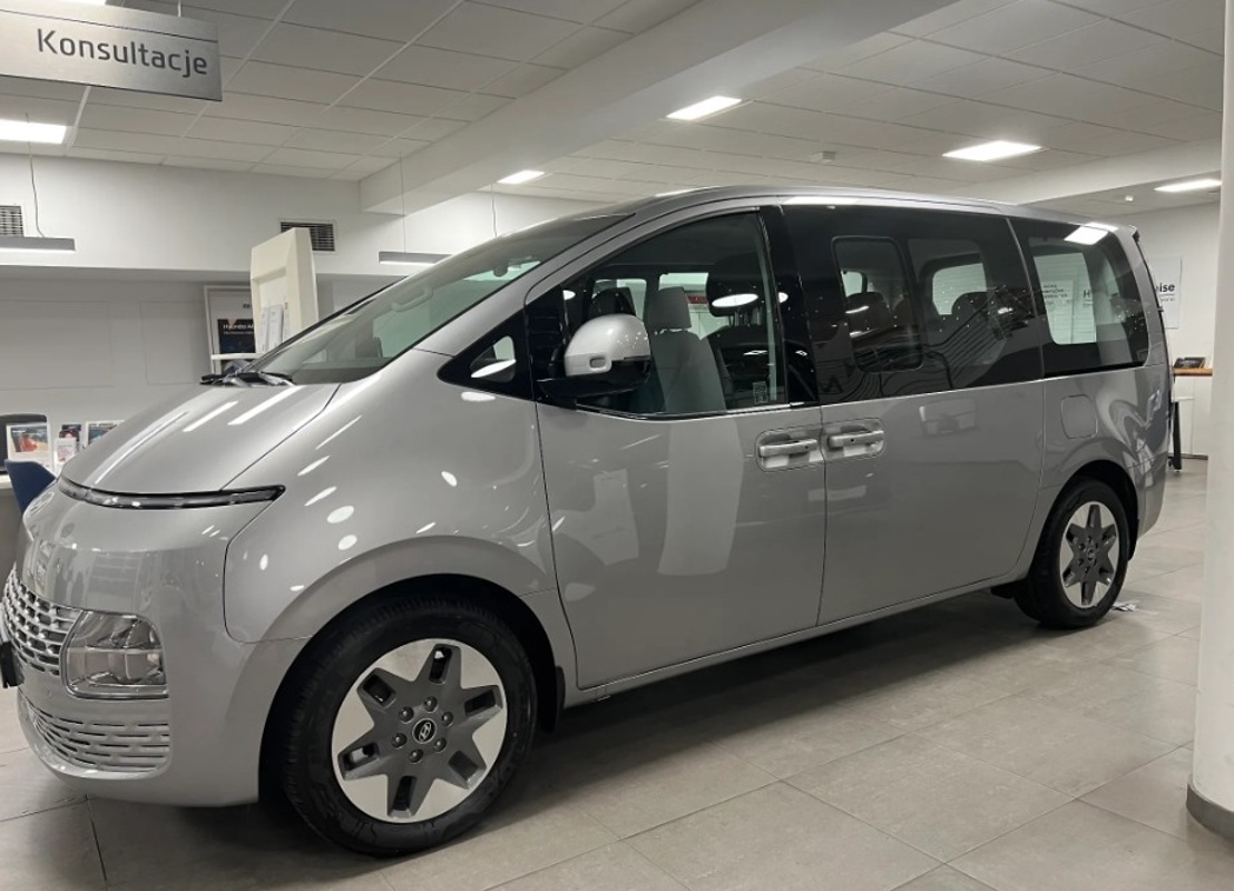 Hyundai, Staria, 2024