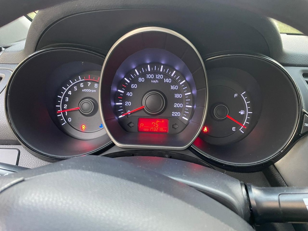 Kia, Rio, 2013