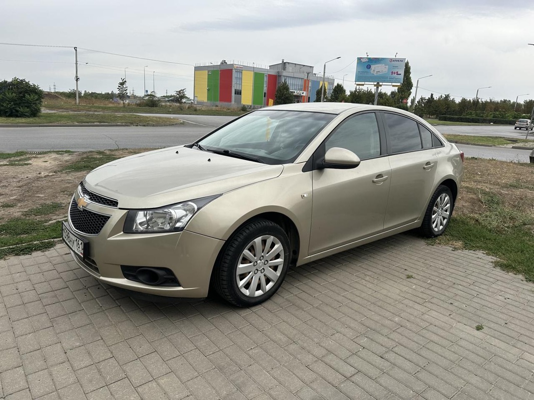 Chevrolet, Cruze, 2011