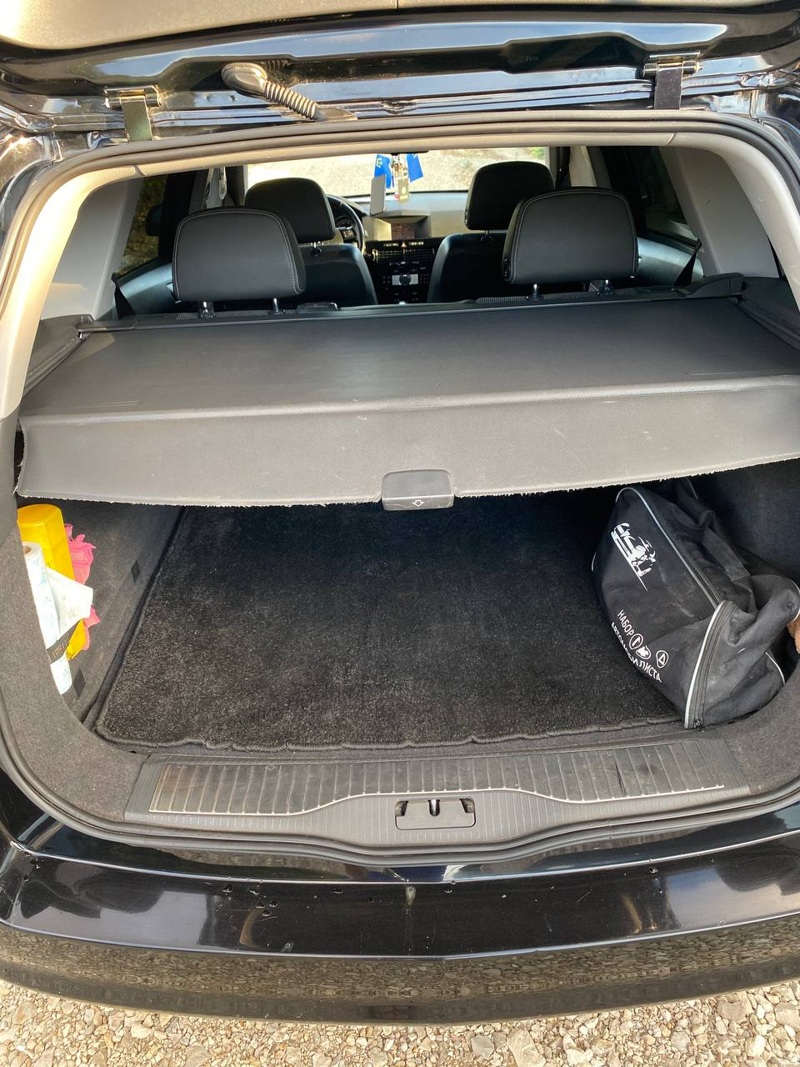 Opel, Astra, 2011