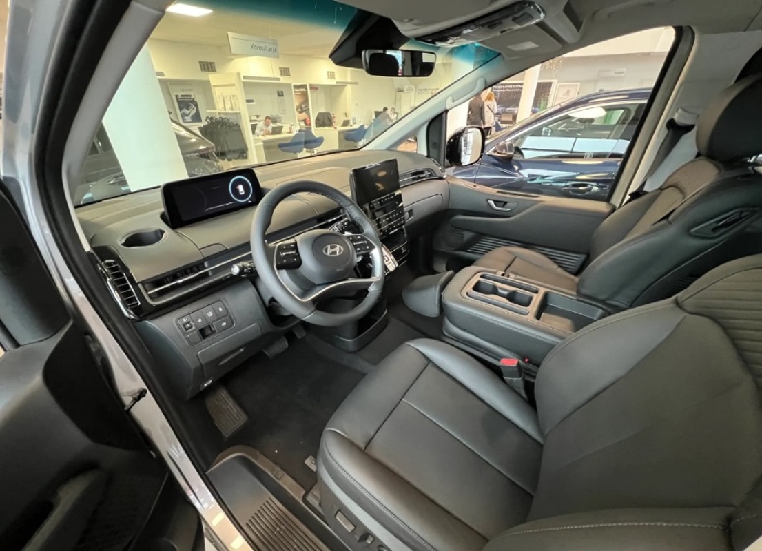 Hyundai, Staria, 2024