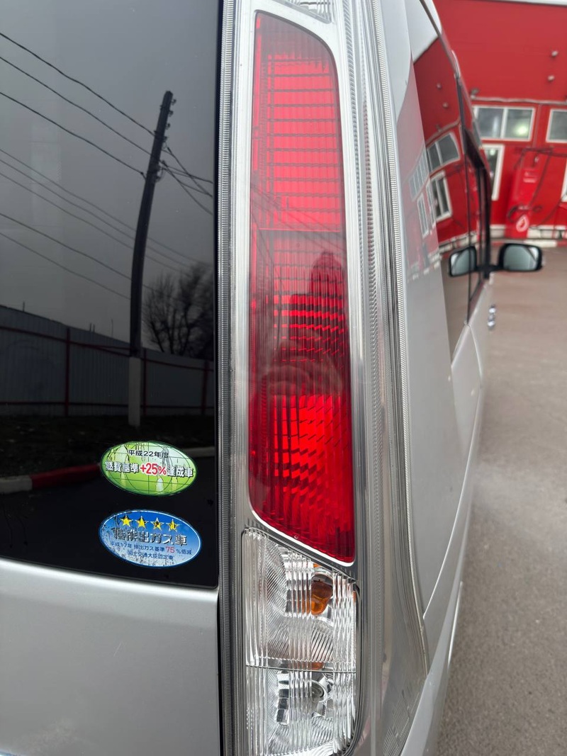 Nissan, Serena, 2011