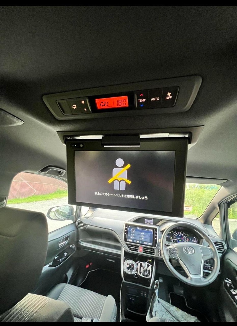 Toyota, Voxy, 2018