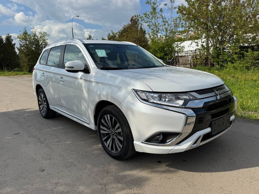 Mitsubishi, Outlander, 2022