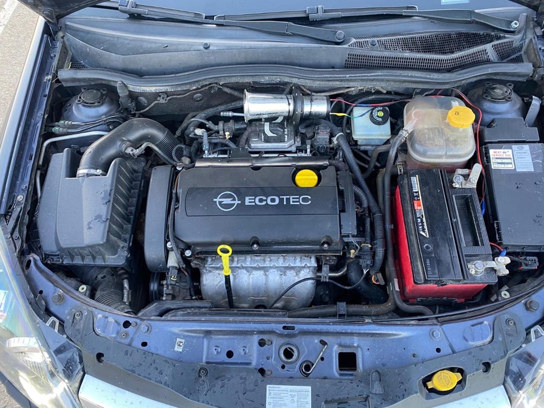 Opel, Astra, 2008