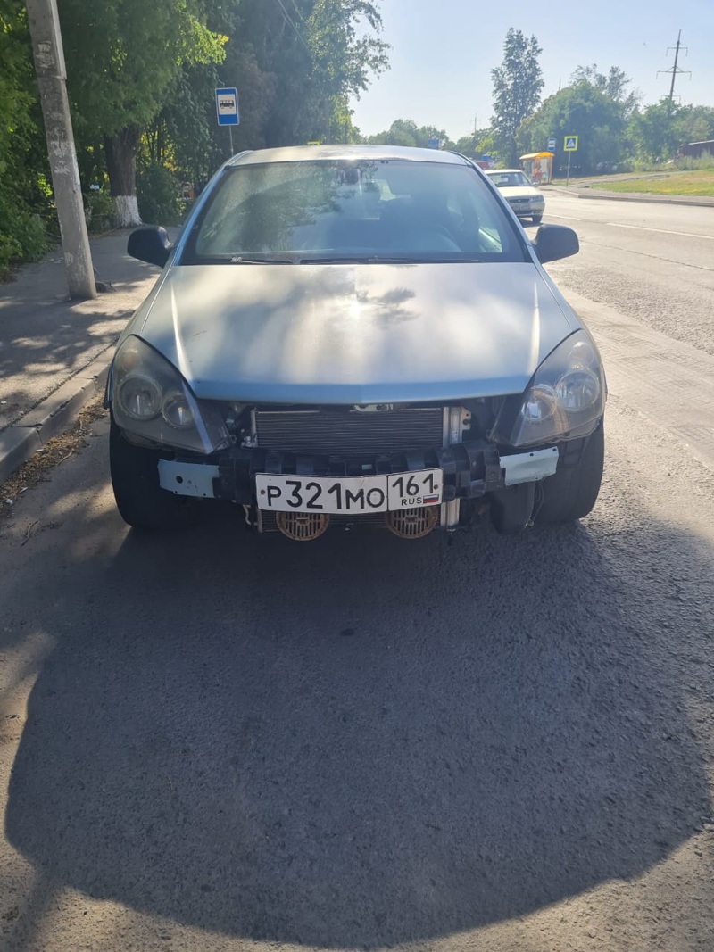 Opel, Astra, 2010