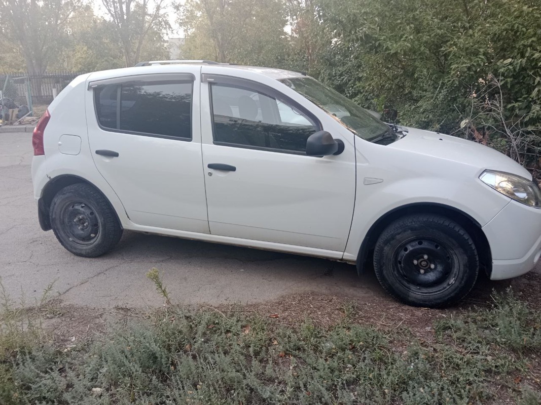 Renault, Sandero, 2013