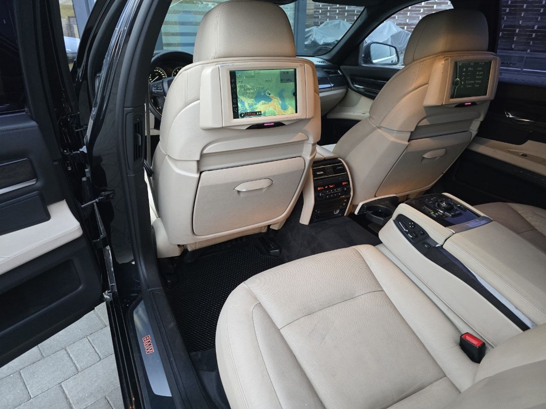 BMW, 7 серии, 2010