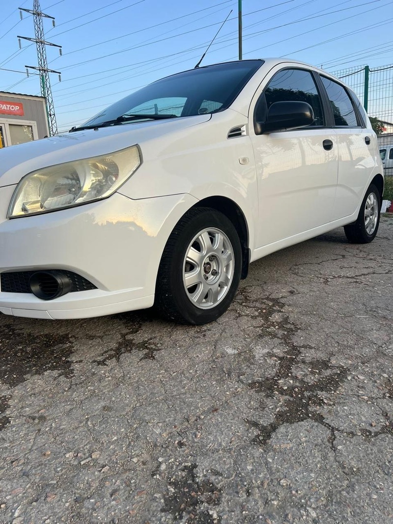 Chevrolet, Aveo, 2010