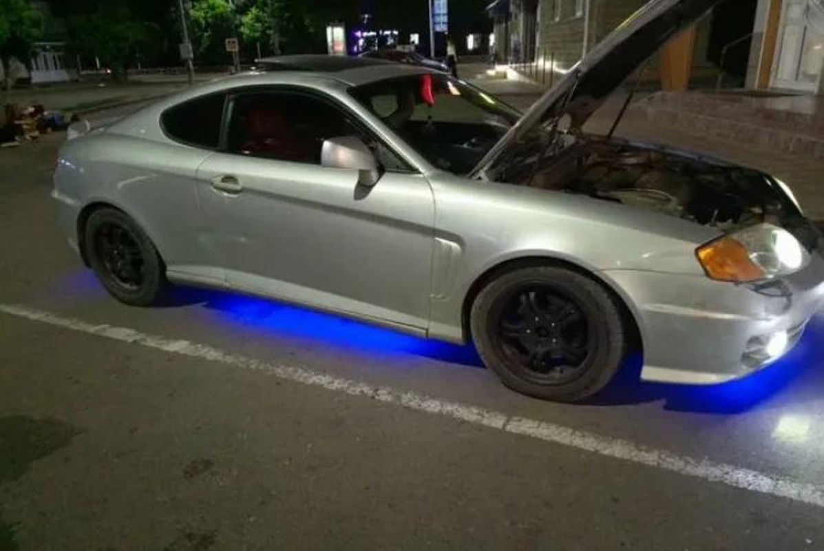 Hyundai, Coupe, 2004