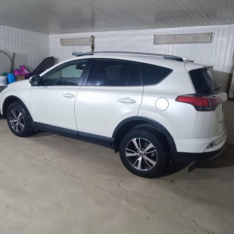 Toyota, RAV4, 2018
