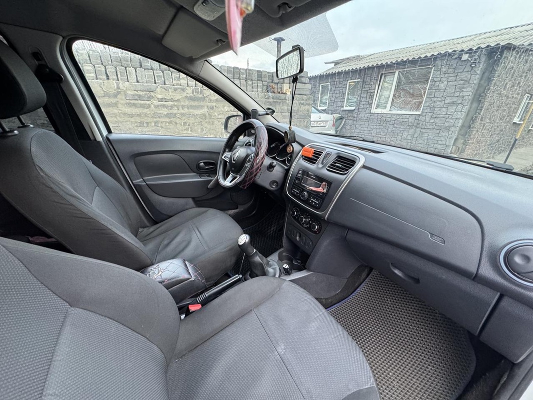 Renault, Logan, 2019