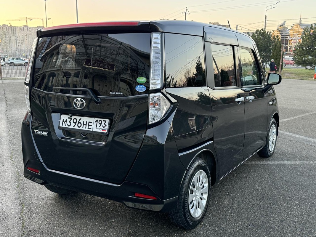 Toyota, Tank, 2019