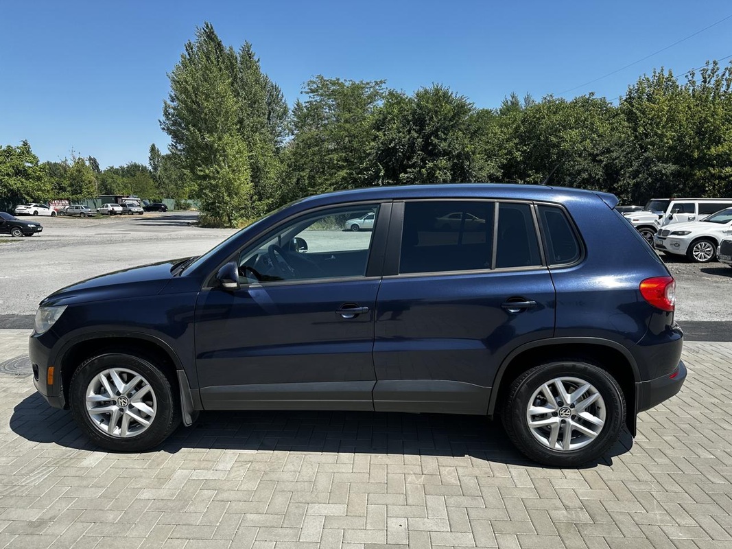 Volkswagen, Tiguan, 2011