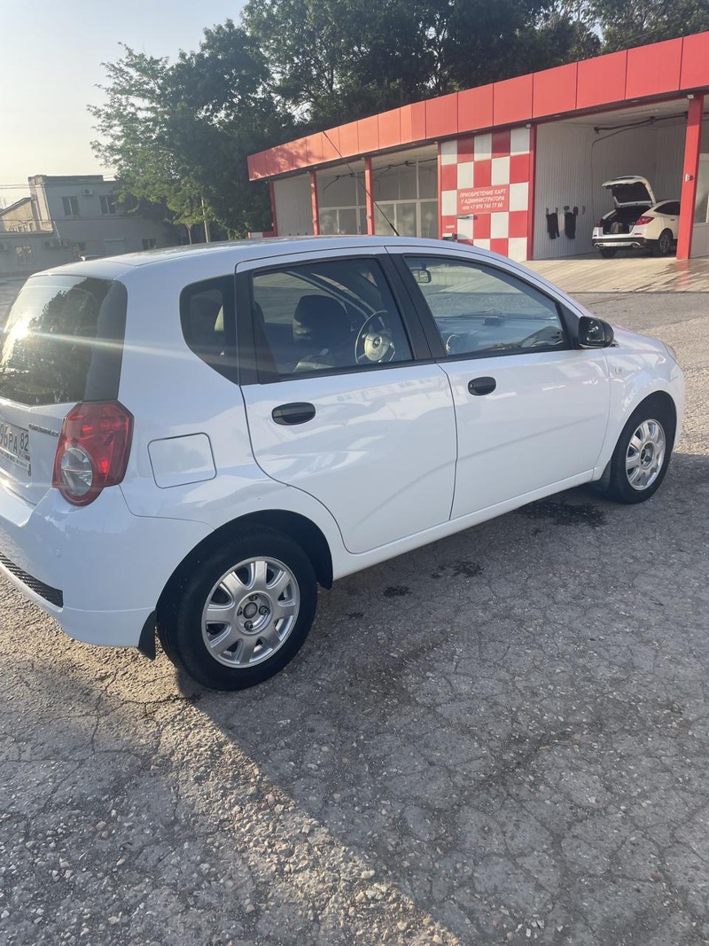 Chevrolet, Aveo, 2010