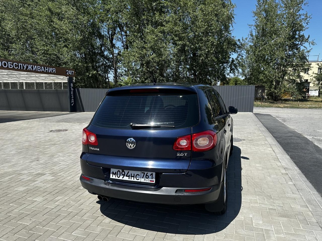 Volkswagen, Tiguan, 2011