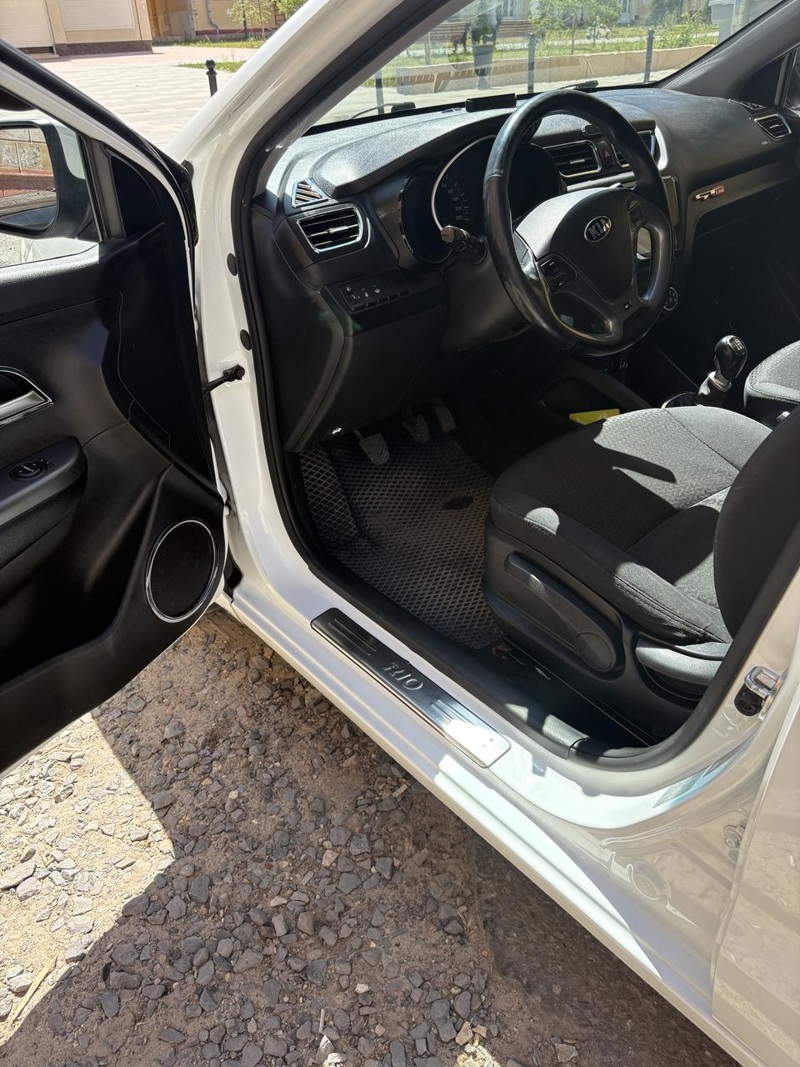 Kia, Rio, 2016