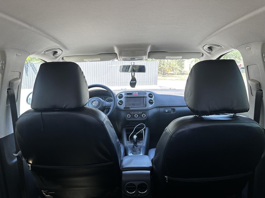 Volkswagen, Tiguan, 2011