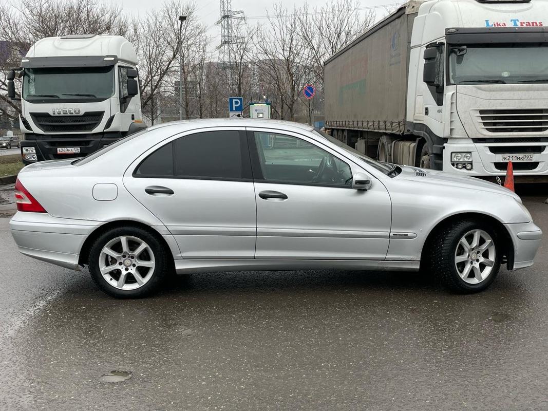 Mercedes-Benz, C-Класс, 2005