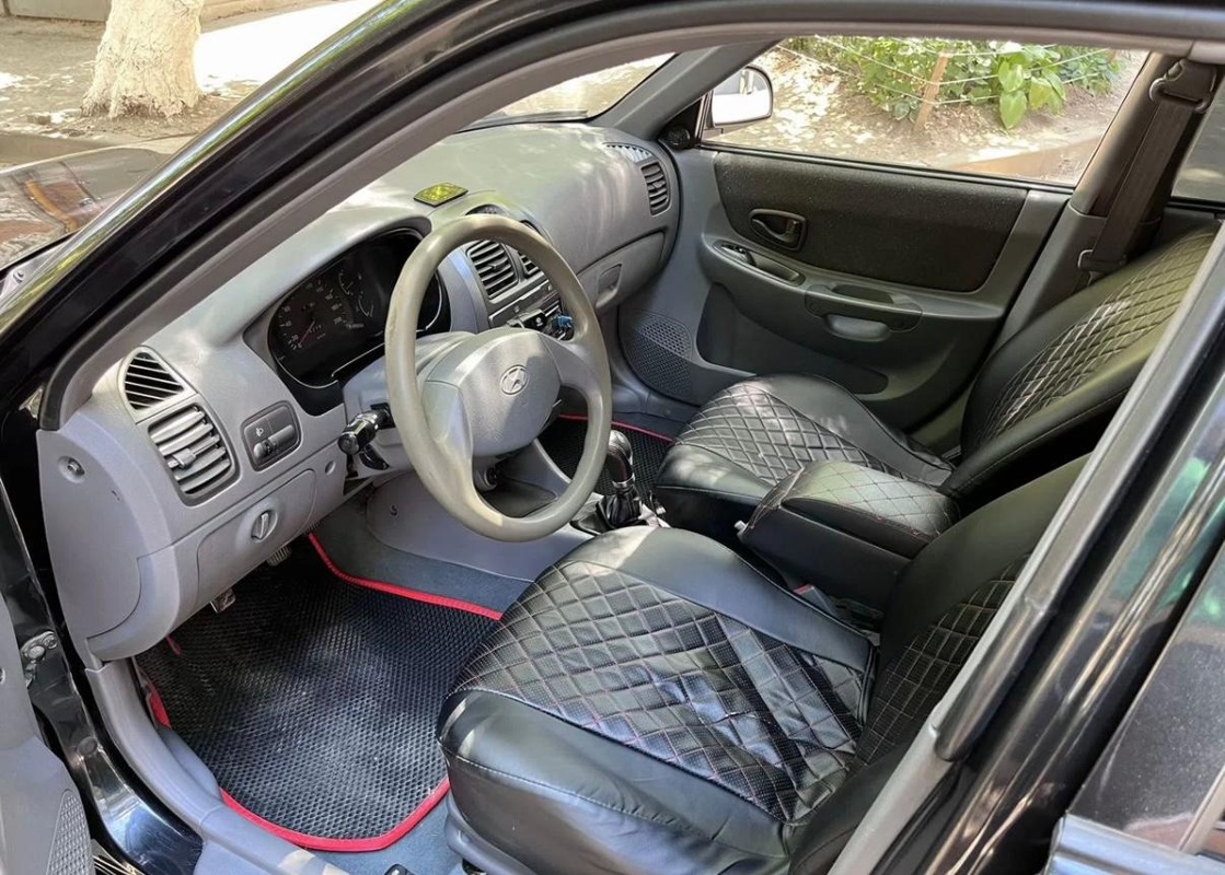 Hyundai, Accent, 2011