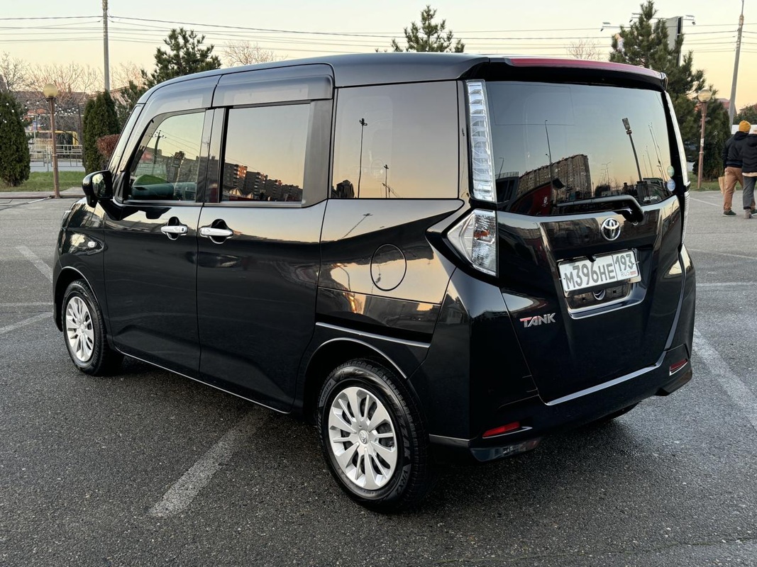 Toyota, Tank, 2019