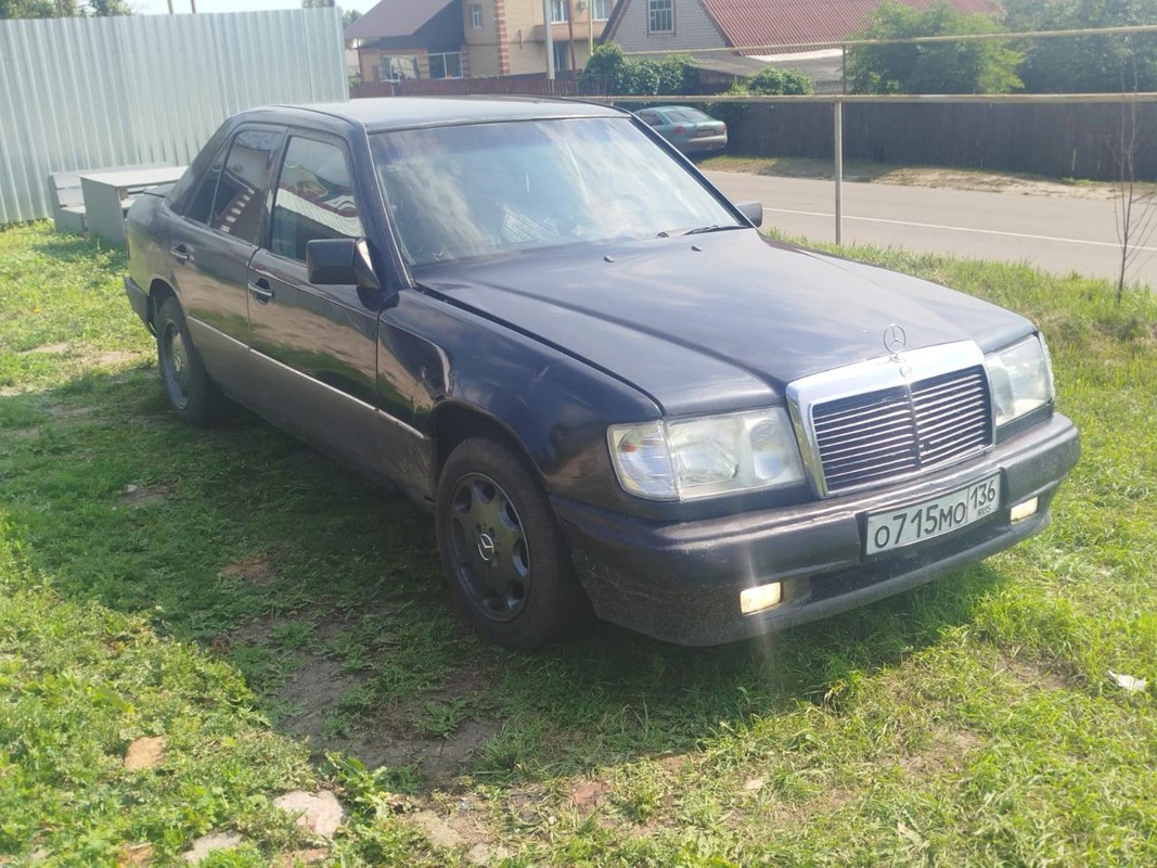 Mercedes-Benz, W124, 1985
