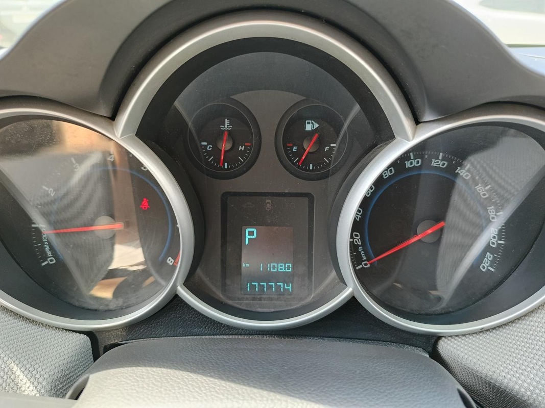 Chevrolet, Cruze, 2011