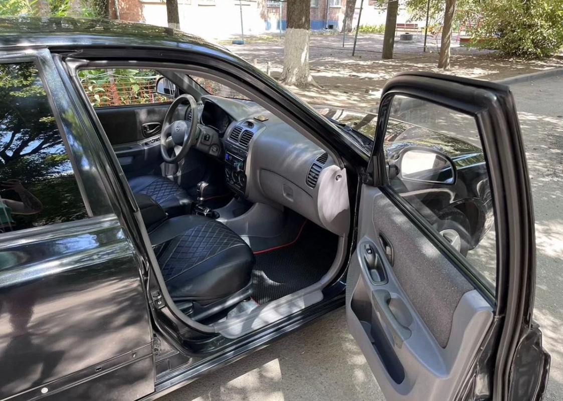 Hyundai, Accent, 2011