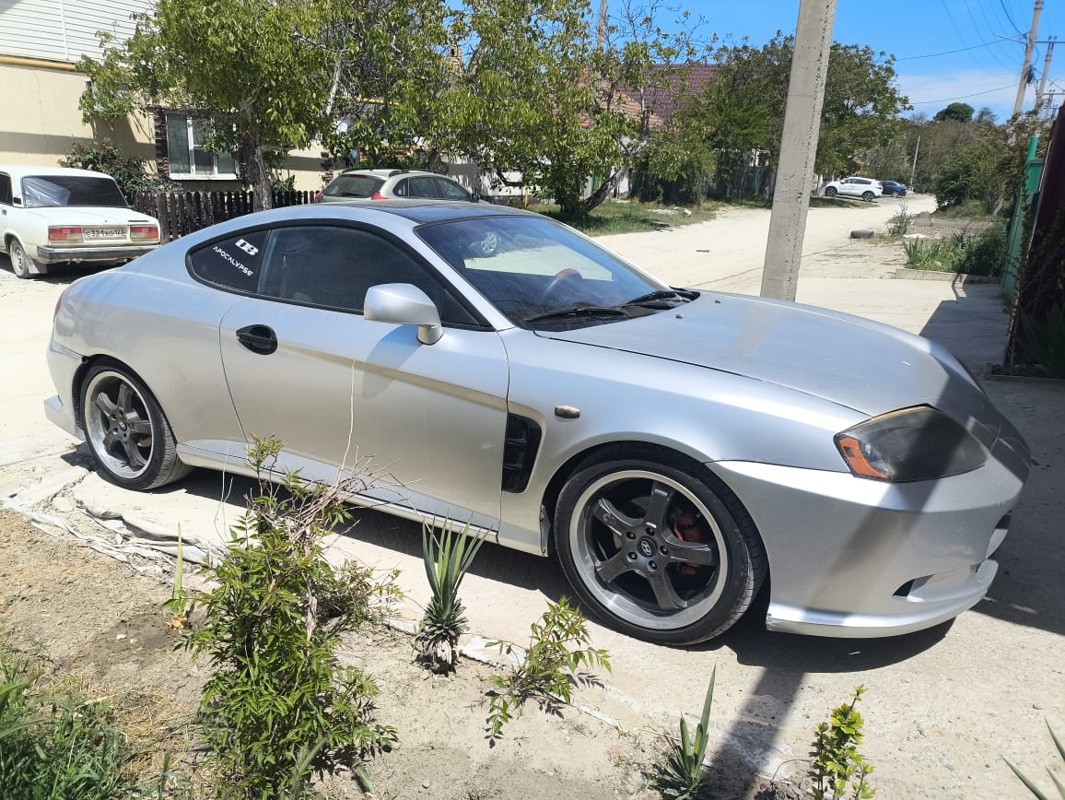Hyundai, Tiburon, 2002
