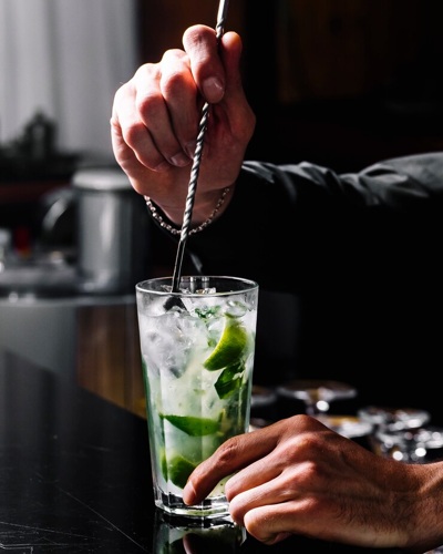 side-view-mojito-cocktail-rum-with-lime-mint-ice-glass_141793-3663.jpg