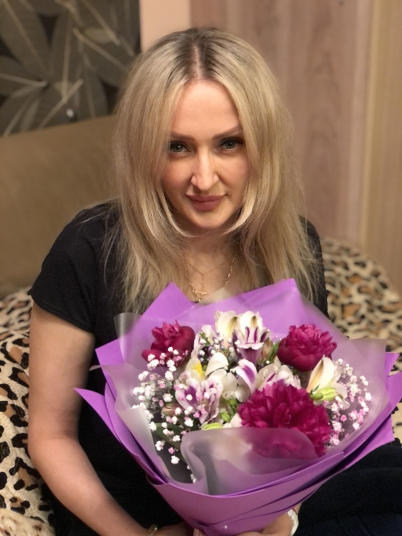 Ищу работу фармацевтом, Елена