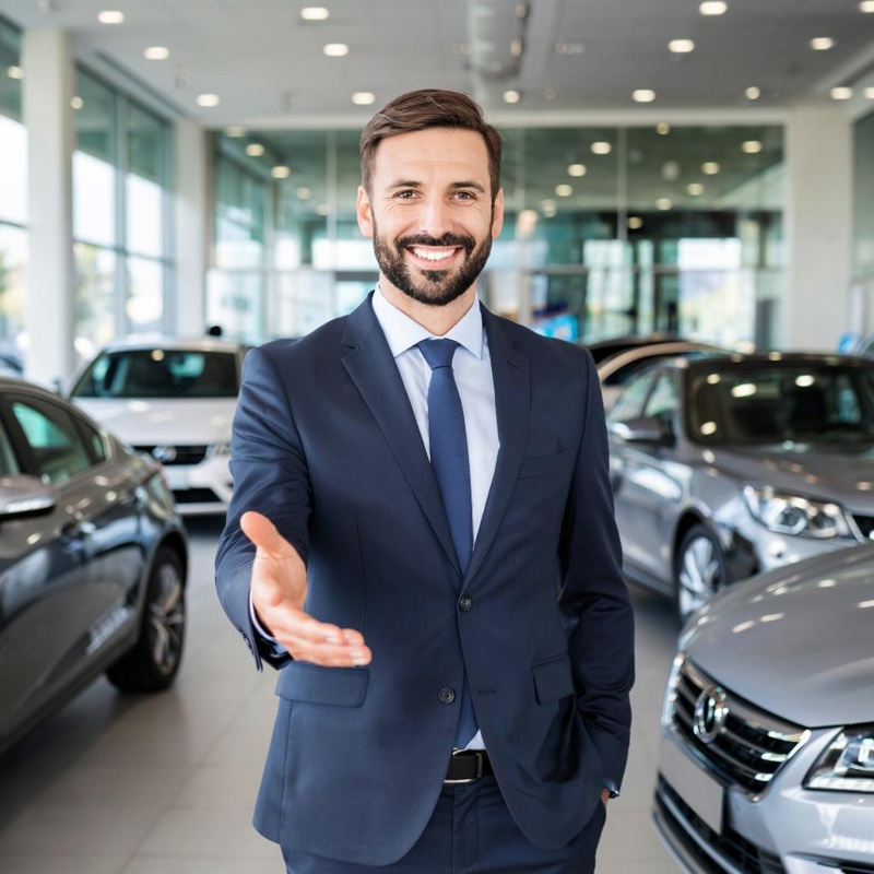 Требуется менеджер по продажам автомобилей