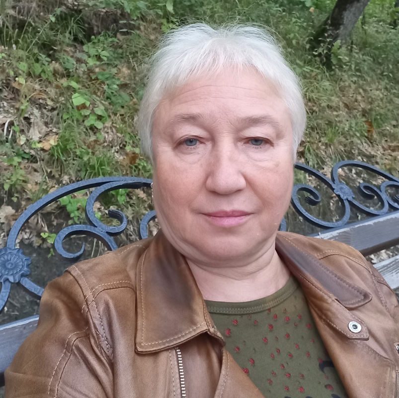 Ищу работу администратором, Аида