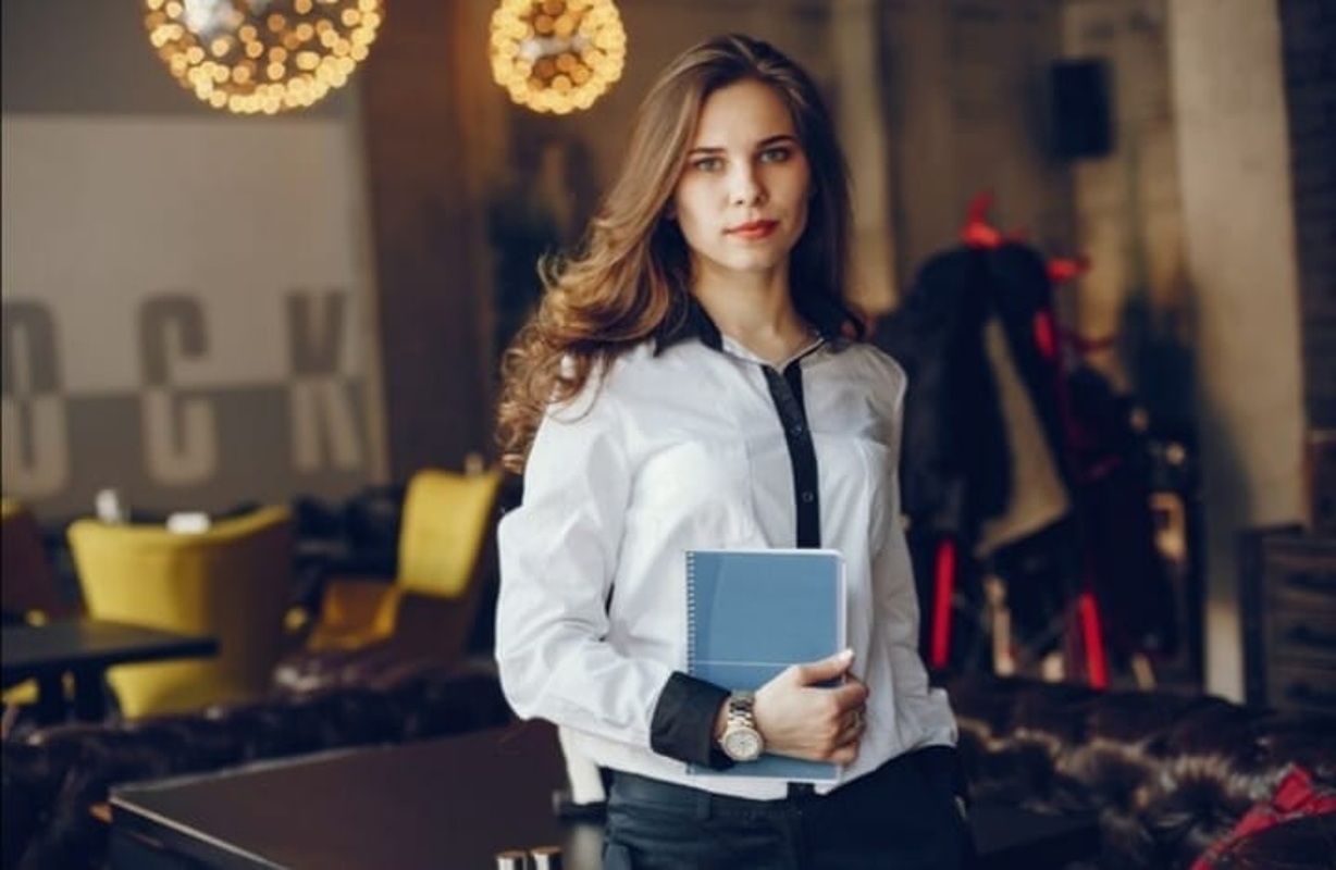 Требуется администратор в отель