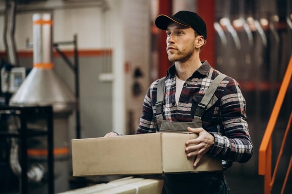 man-working-carboard-factory_1303-22915.jpg