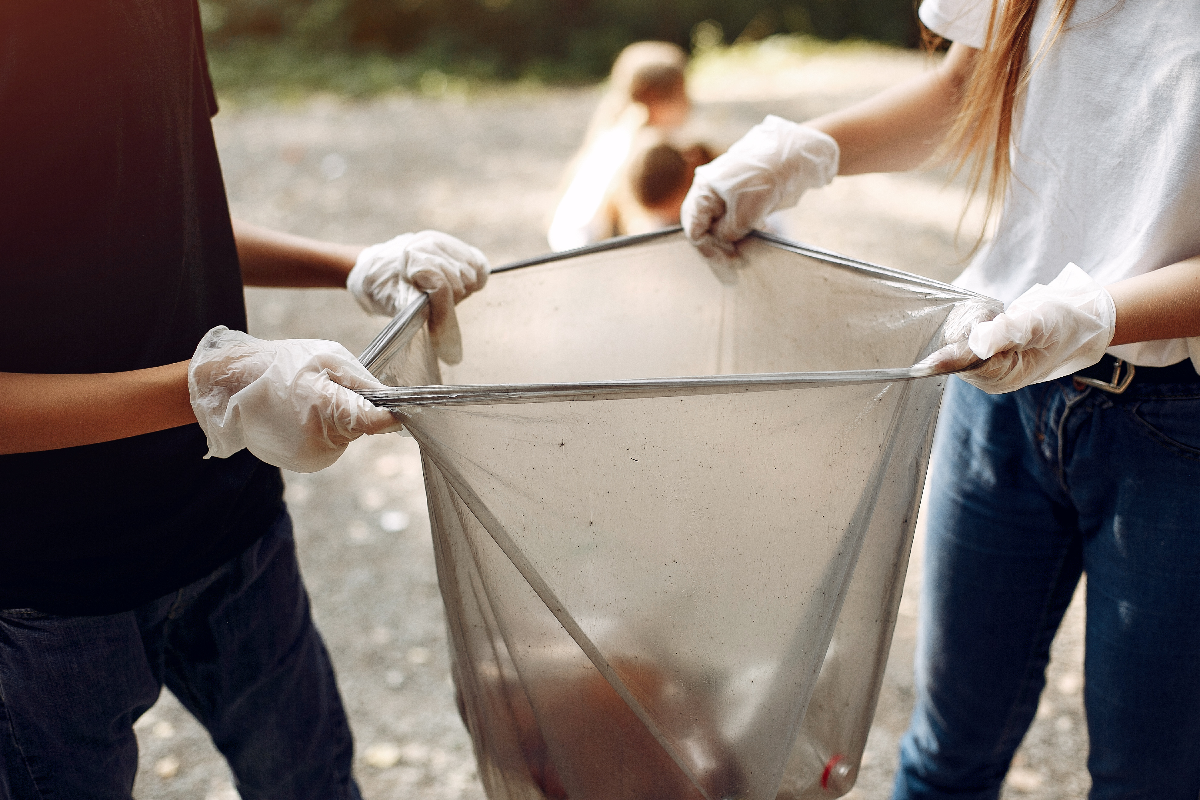 children-collects-garbage-garbage-bags-park.jpg